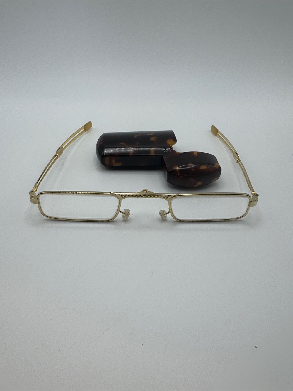 Vintage Folding Scorecard Readers Reading Glasses Faux Tortoiseshell Case